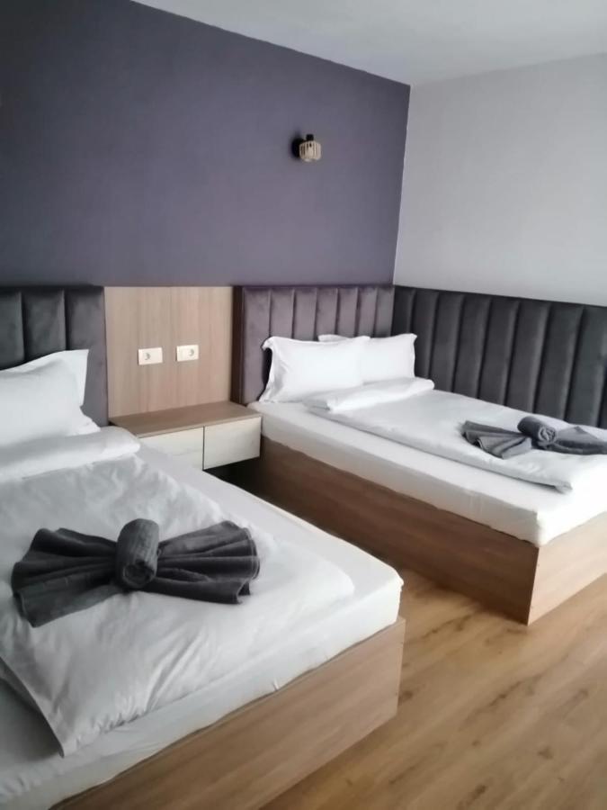 Hotel La Roby Si Niko Dubová Exteriér fotografie