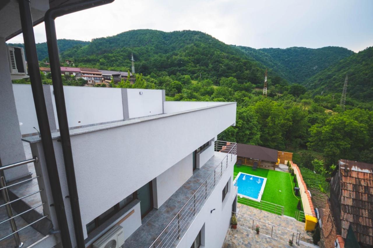 Hotel La Roby Si Niko Dubová Exteriér fotografie