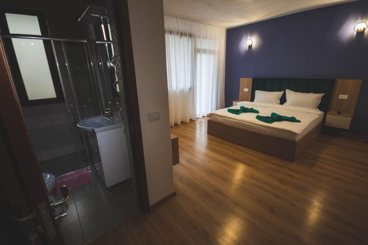Hotel La Roby Si Niko Dubová Exteriér fotografie
